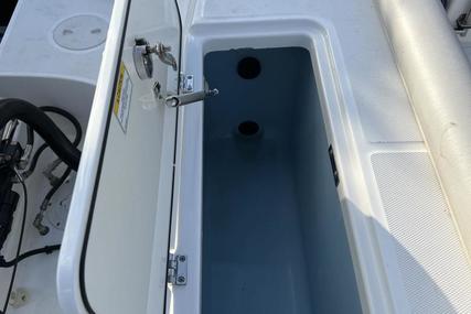 Boston Whaler 330 Outrage