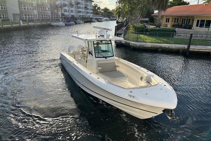 Boston Whaler 330 Outrage