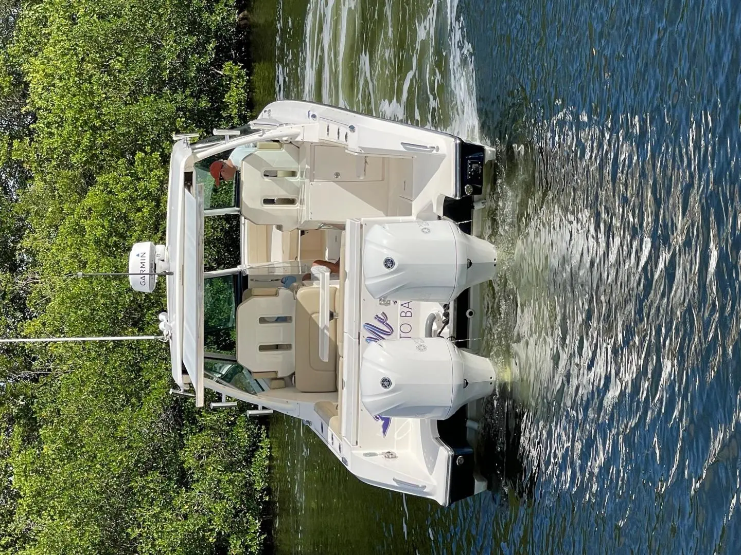 2018 Pursuit 325 dual console