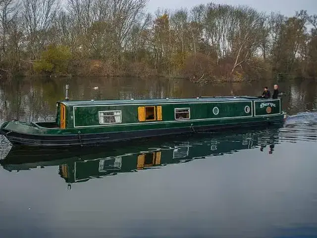 Narrowboat Aqualine Manhattan 57