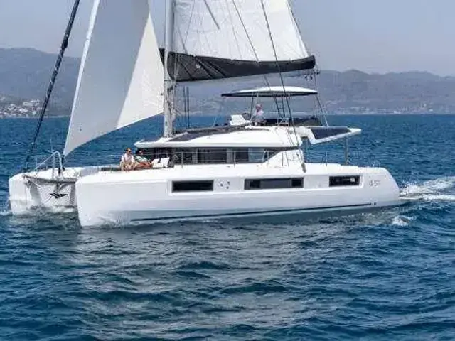 Lagoon 51