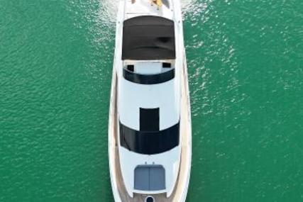 Lazzara 84 Flybridge