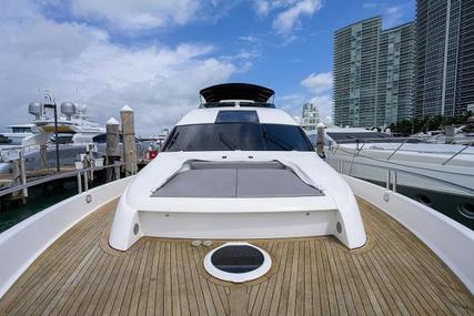 Lazzara 84 Flybridge