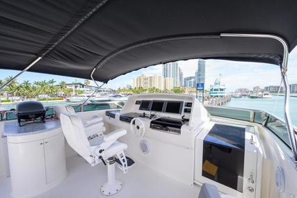 Lazzara 84 Flybridge