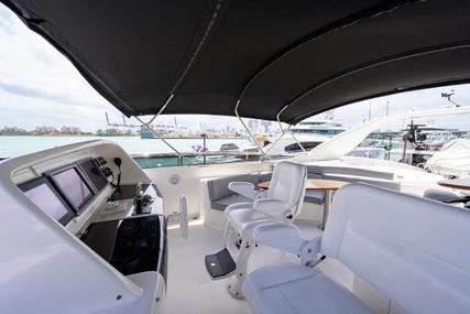 Lazzara 84 Flybridge