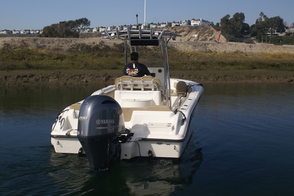 Key West 239FS 24FT Center Console