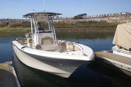 Key West 239FS 24FT Center Console