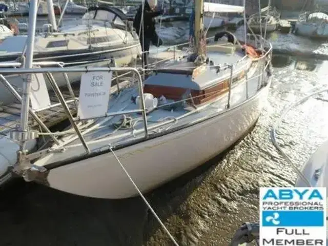 Performance Classic Yachts Twister 28