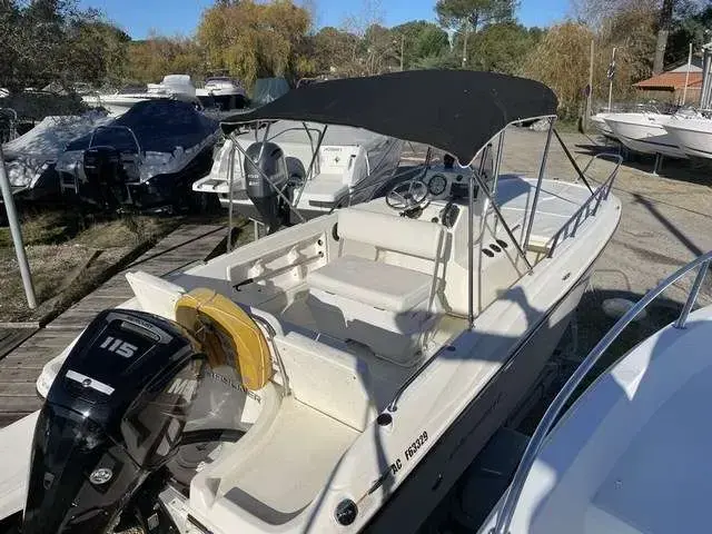 Bayliner Element CC6