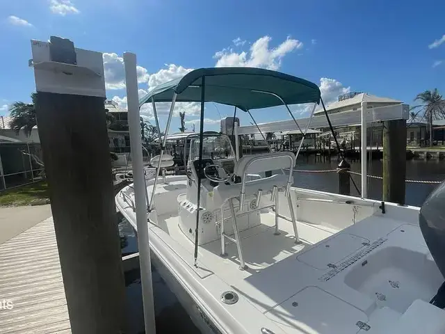 Tidewater 2100 Bay Max