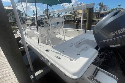 Tidewater 2100 Bay Max