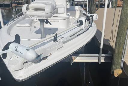 Tidewater 2100 Bay Max