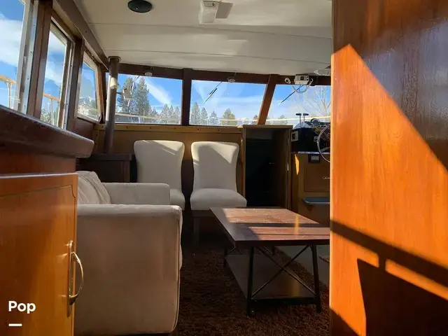 Tollycraft 40 Tri Cabin My