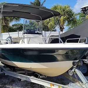 2005 Hydra-Sports Boats 180 CC