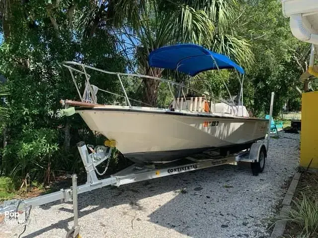 Boston Whaler 18 Outrage