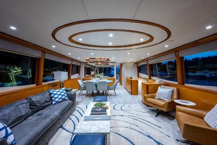 Lazzara 84 Flybridge