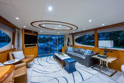 Lazzara 84 Flybridge