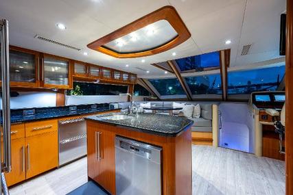 Lazzara 84 Flybridge