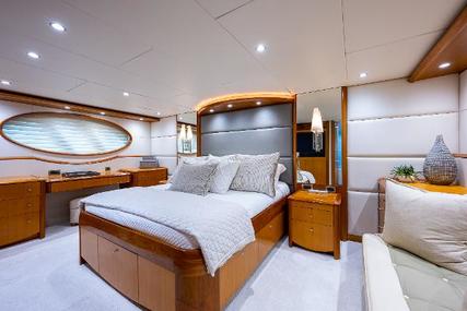 Lazzara 84 Flybridge