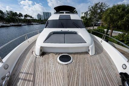 Lazzara 84 Flybridge