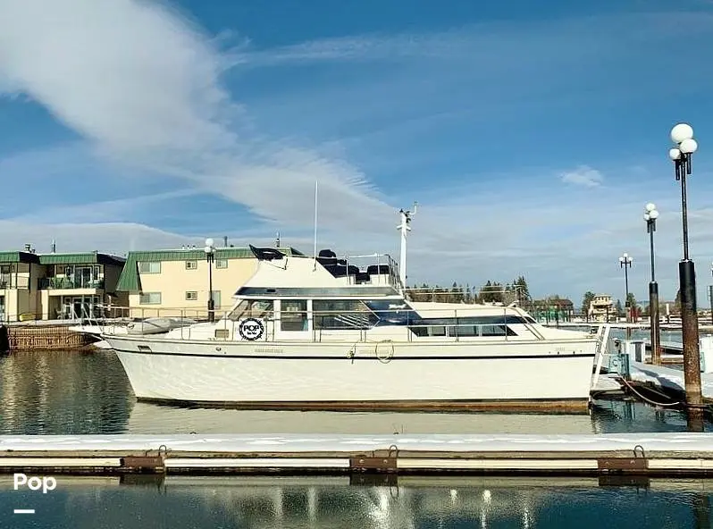 1973 Tollycraft 40 tri-cabin