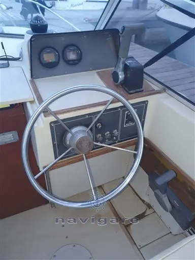 1982 Boston Whaler 20 revenge