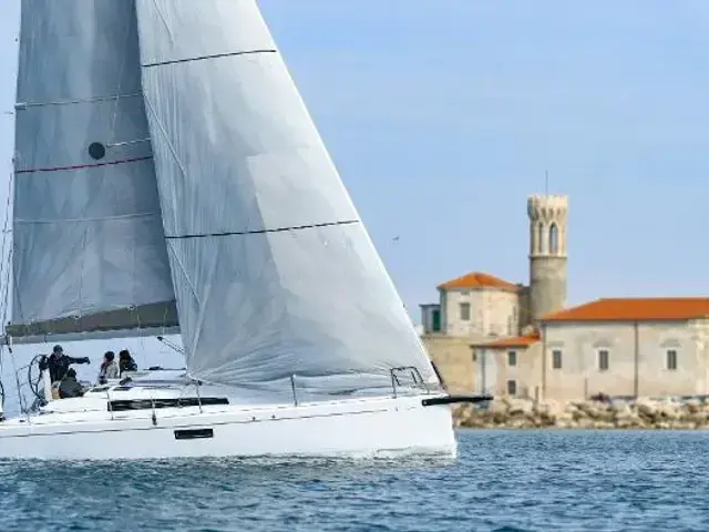 Beneteau First 36