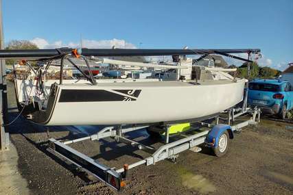 J Boats J 70