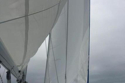 Catalina 320