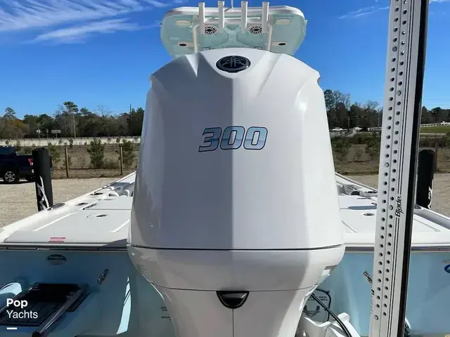 Tidewater 2500 Carolina Bay