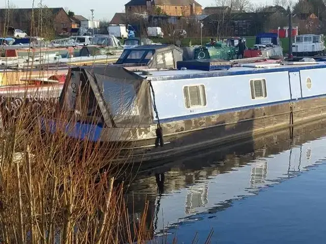 Piper Boats The flying Finn 52ft Narrowboat