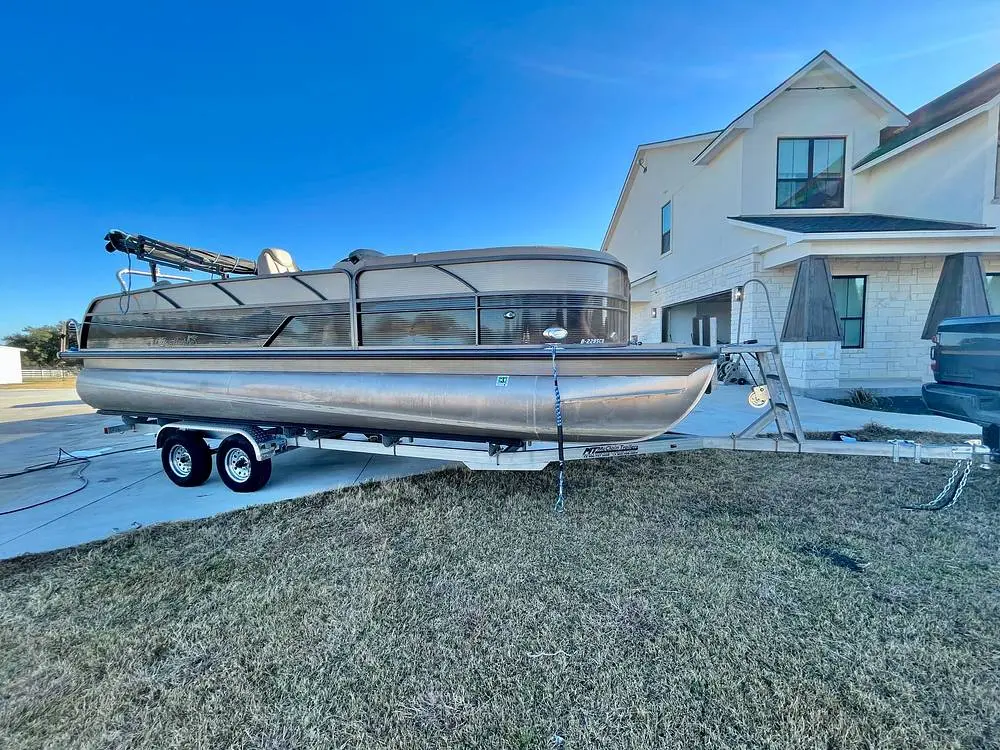 2019 Misty Harbor 2285 cs biscayne bay