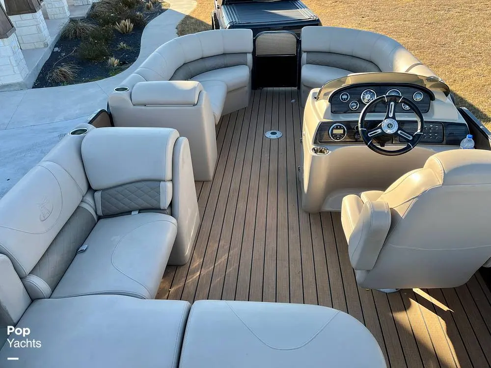 2019 Misty Harbor 2285 cs biscayne bay