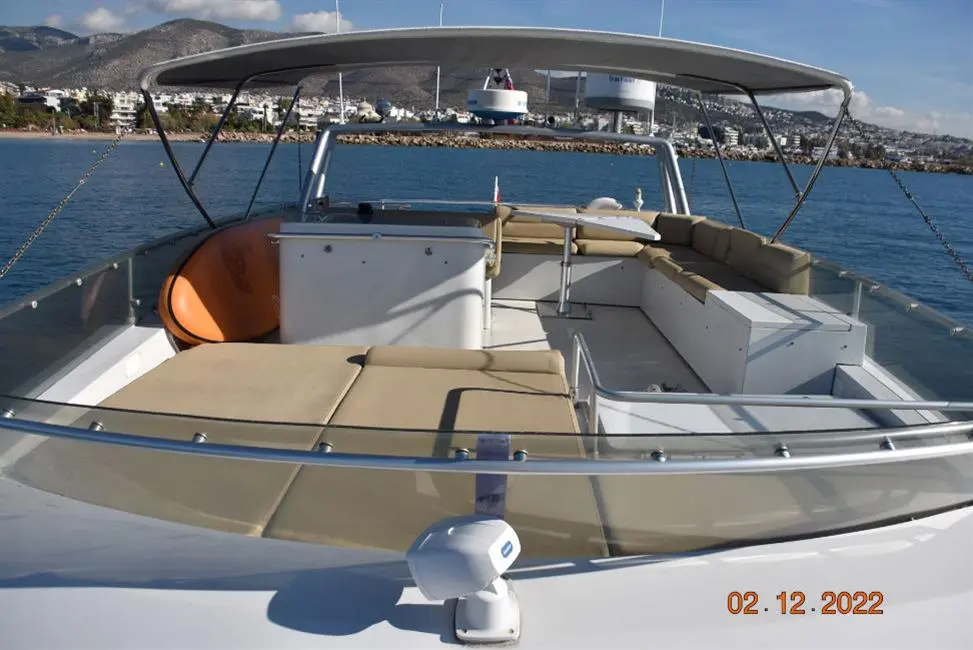 1991 Ferretti 58