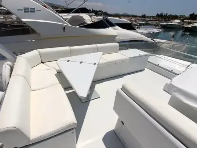 Ferretti Yachts 58s