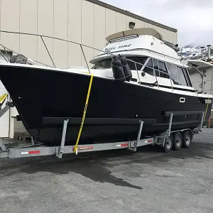 1983 Bayliner 3288 Flybridge