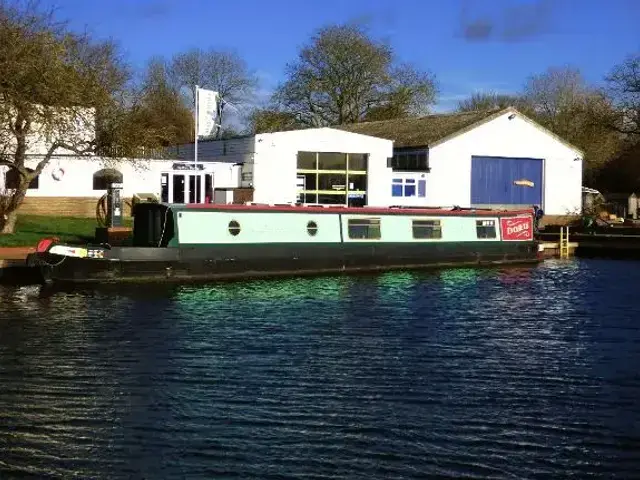 Narrowboat J D s M Yates