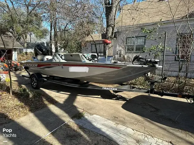 Tracker Boats 195txw