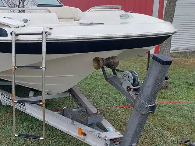 Nauticstar 210