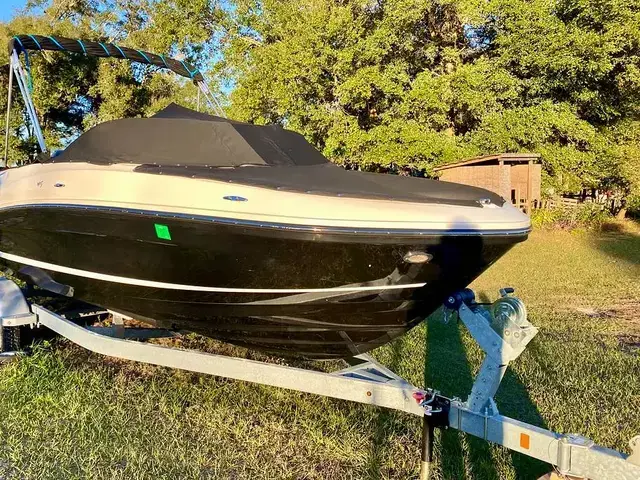 Bayliner VR5