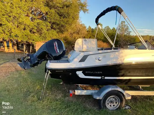 Bayliner Vr5