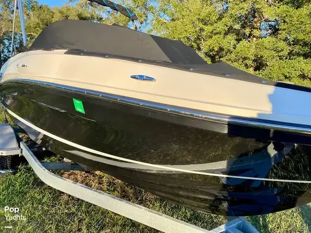 Bayliner Vr5