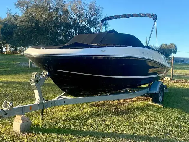 Bayliner Vr5