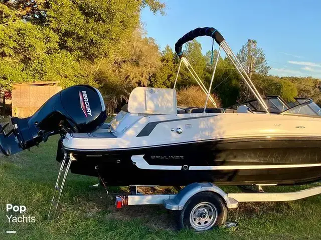 Bayliner Vr5