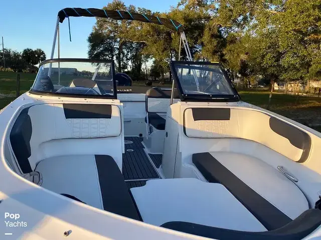 Bayliner Vr5