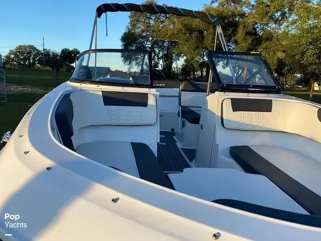 Bayliner Vr5