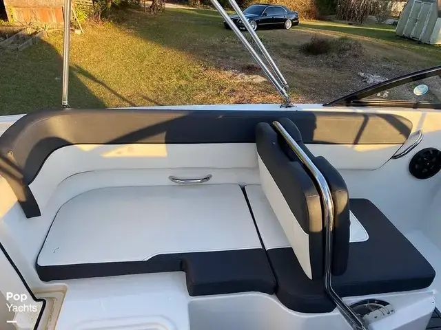 Bayliner Vr5