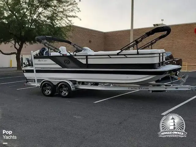 Hurricane Fun Deck 226 OB