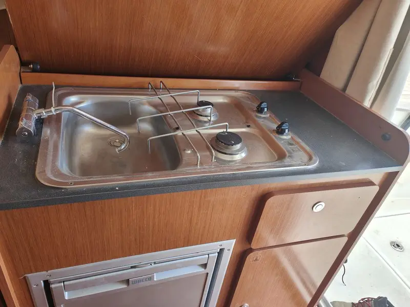 2011 Beneteau antares 8