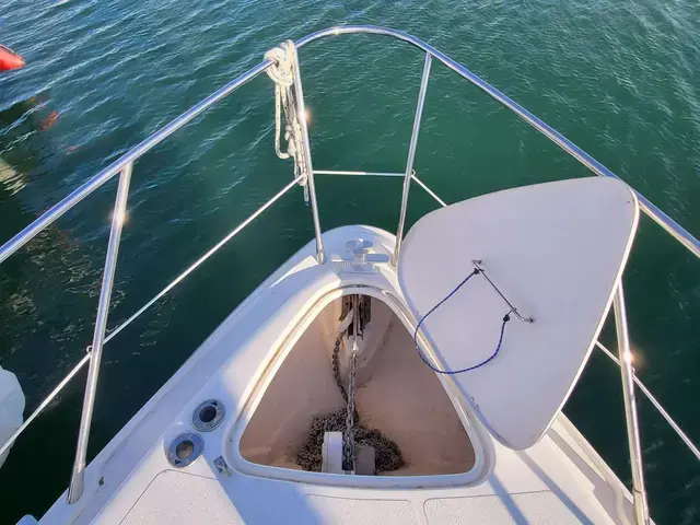 Sealine F 34